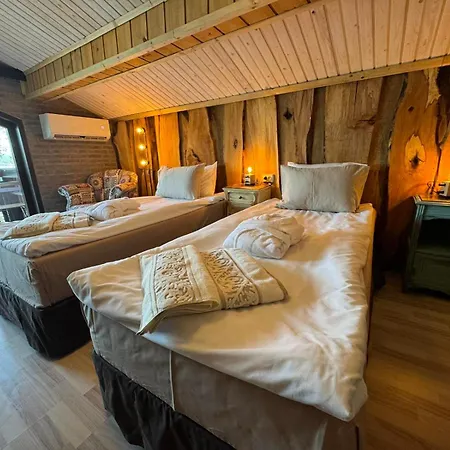 Iskar By Bookvillabg