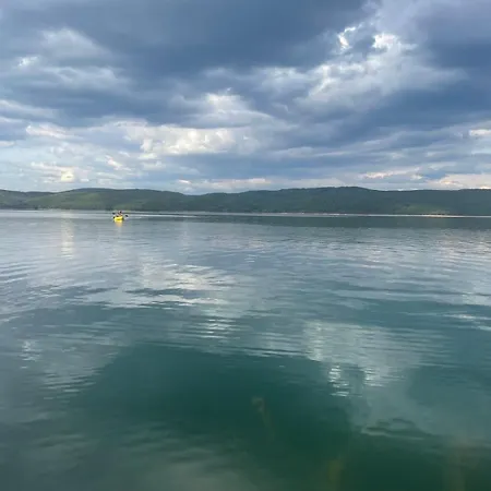 Case de vacanță Iskar By Bookvillabg *